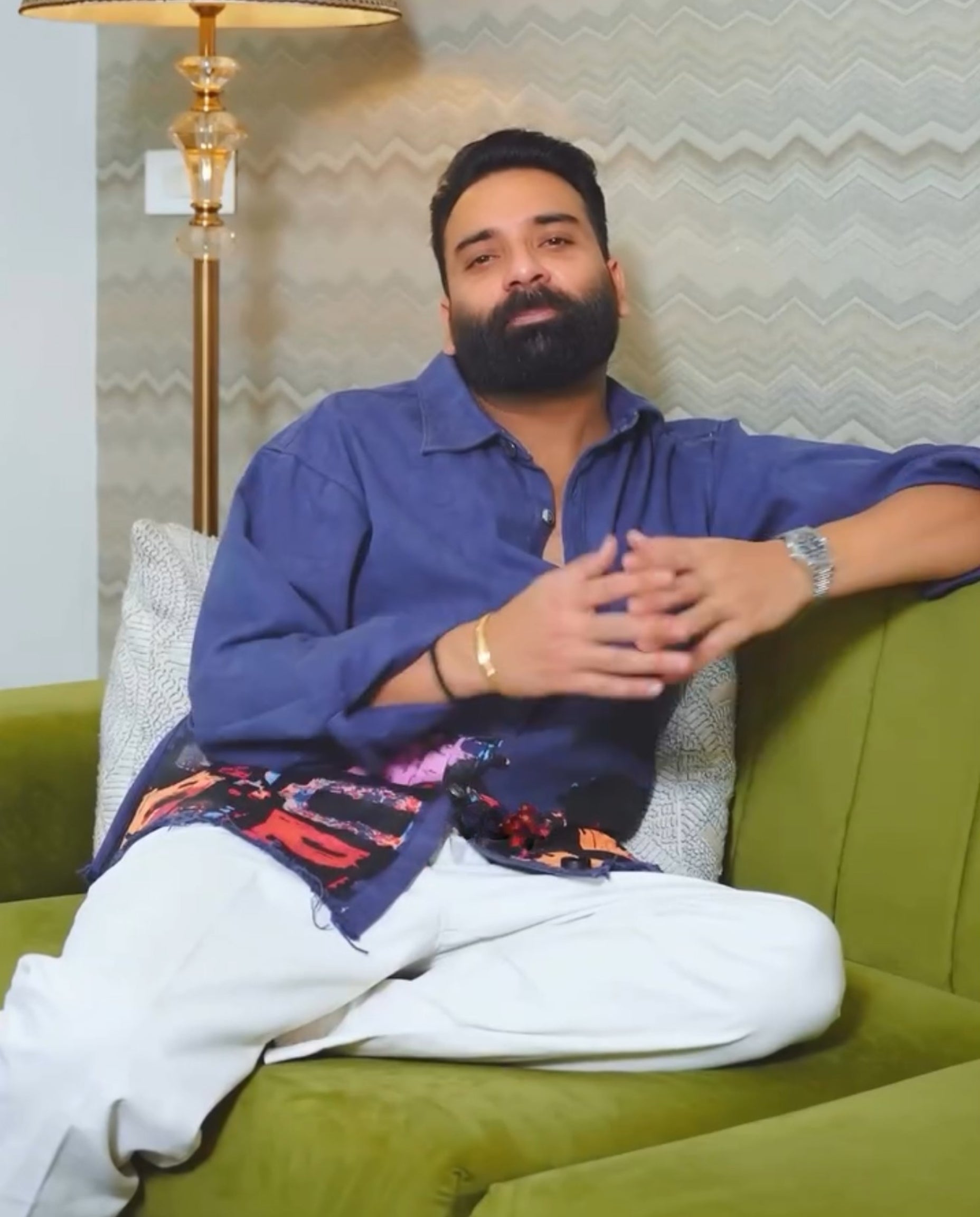 Anubhav Singh Bassi in Punks Godhead- Anarchy Blue